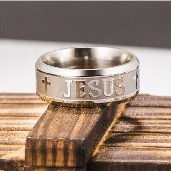 Silver Jesus Ring - Picture 7 of 7